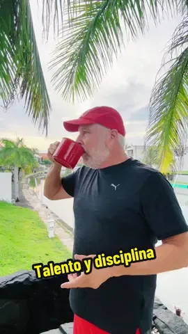 Talento y disciplina.#abuelogarrick#raul_chaccur#notemeapendejes#talento#disciplina 