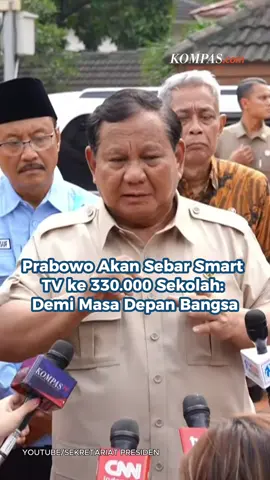 Presiden Prabowo Subianto akan menyalurkan smart TV ke 330.000 sekolah di seluruh Indonesia demi mendukung kegiatan belajar mengajar.  Menurutnya, smart TV bisa digunakan untuk menayangkan konten-konten terkait pelajaran yang diajarkan di sekolah. Di samping itu, pemerintah juga dapat menerapkan pendidikan jarak jauh yang menjangkau daerah-daerah terpencil di berbagai wilayah. Penulis: Fika Nurul Ulya, Kiki Safitri, Ardito Ramadhan Kreatif: Nabilla Mutiara  Produser: Reza Kurnia Darmawan + #Prabowo #SmartTV #Indonesia #Pendidikan ##Cut