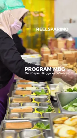 Program Makanan Bergisi Gratis (MBG), dari dapur hingga ke Sekolah. Proses packing & distribusi program MBG. Demi anak sehat, demi bangsa kuat! 🇮🇩 #ParigiMoutong #ReelsParimo #MakananBergiziGratis #UntukAnakNegeri