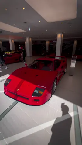 ☝️🤓 #carros #ferrari #ferrarif40 #supercar #sportscar 