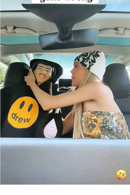 Cheating prank on my husband gone wrong🤣🤣#funnyprank #prank #funnyvideos #couplecomedy #husband #relationships #usa #fake 