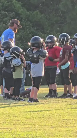 first game Saturday 👏🏈 #peeweefootball #football #boymom #foryoupage 