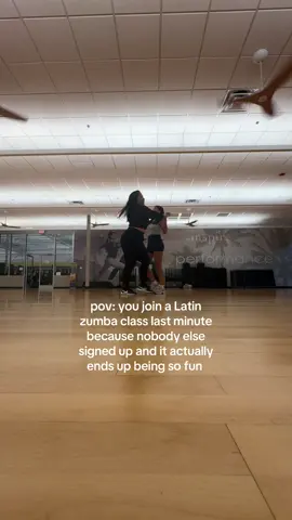 Catch me here every Thursday from now on 🤣 #zumba #gym #Fitness #zumbaclass #latindancing