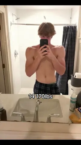 Kind of a repost but idc, also holy angle max 🥀 #gym #GymTok #bp #frame #08 