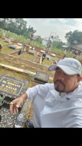 Semoga Emakk Hj Rohani Binti H. Basar di lapangkan Kuburnya.. Alfatihah ... Aamiin#supian #paksoegi #sugiono #h #pradi 