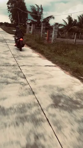 Cái mà tụi mày gọi là bão táp phong ba á Cái đó cũng chỉ là cơn mưa rào nhẹ thoáng qua đối với tao thôi 👋#xuhuongtiktok 