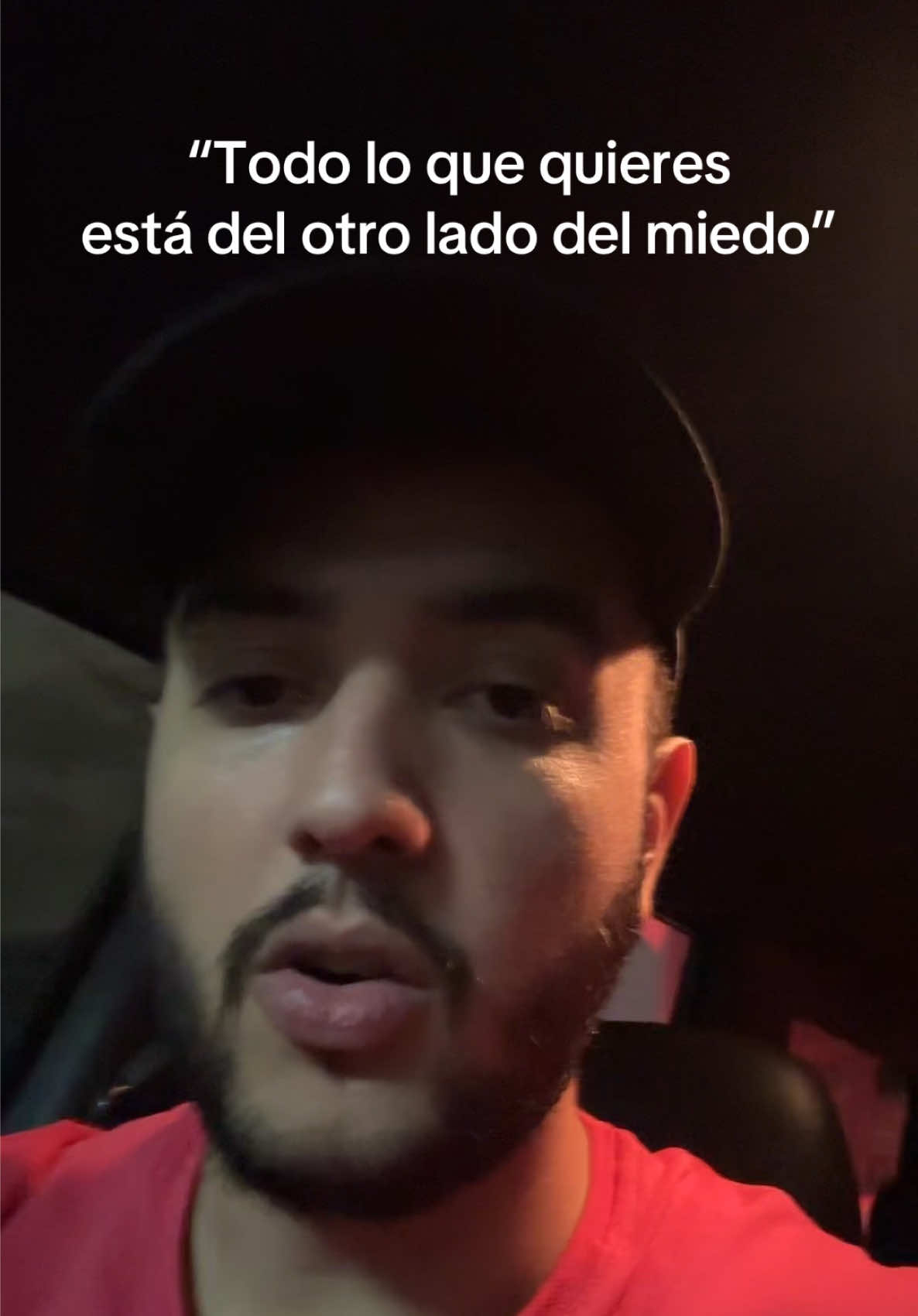 Me tomo la mitad de mi vida (hasta ahora) atreverme a hacer videos de manera consistente a pesar de que desde pequeño sabía que quería al menos intentarlo! No repitan el mismo error, atrévanse hoy, si es lo que quieren 🫶🏼 También se vale hacerlo y darse cuenta que no te gusta y hacer algo diferente #motivacion #miedo #comenzar 