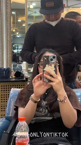 potong rambut lagi setelah sekian bulan🫣🥰 #dinaonlyontiktok #anakkost #adayinmylife 