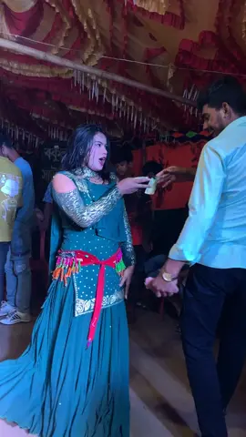 ভাইরাল শেফালীর উরাধুরা ডান্স #viral #trending #wedding #Dance 