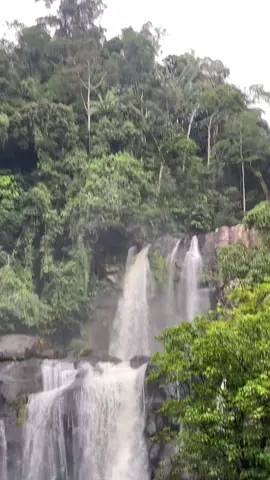 air terjun kalimantan gpernah gagal🫵 #riamkajato #kalimantanbarat 