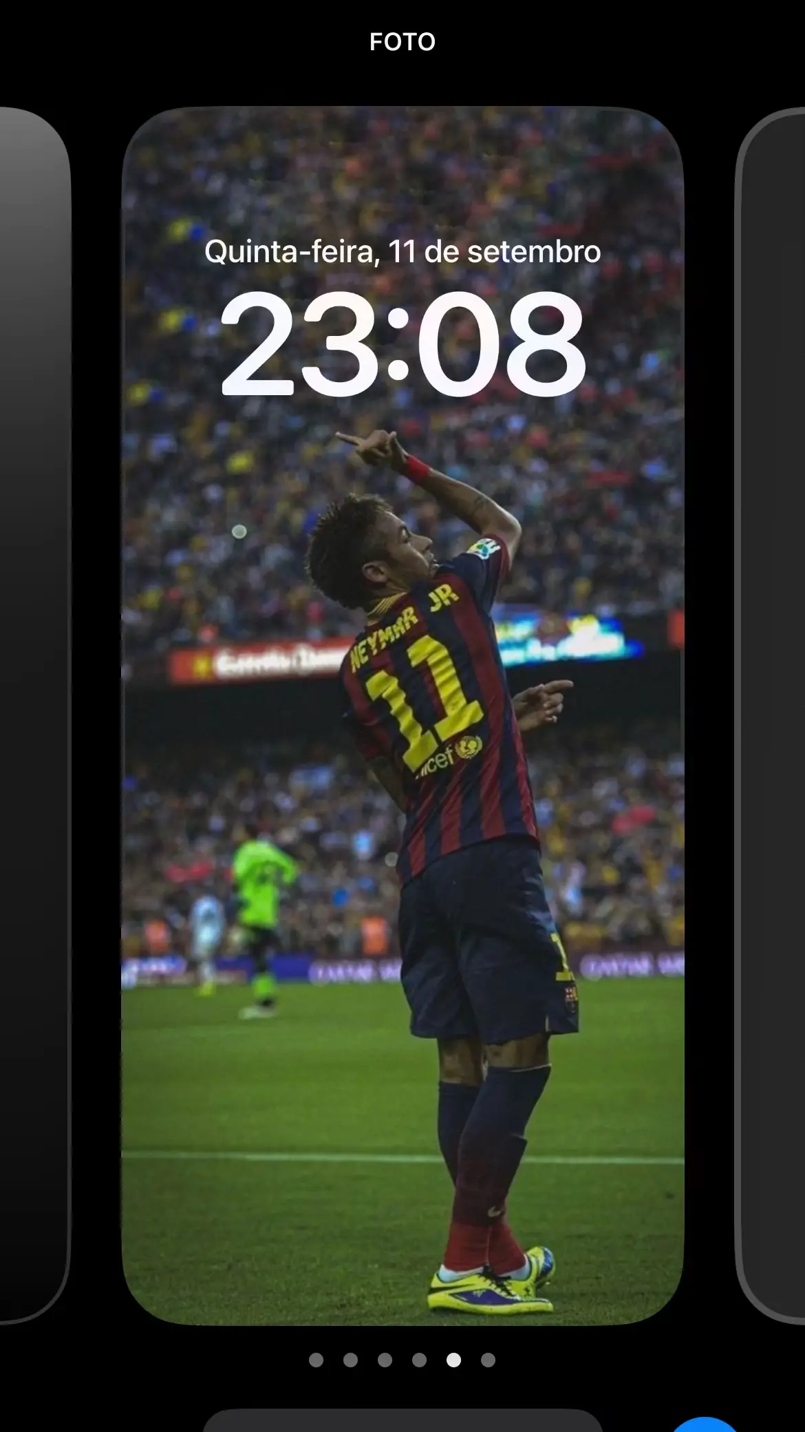 Wallpapers futebol #papeldeparede #futebol  #neymar #kaka #wallpaperaesthetic 