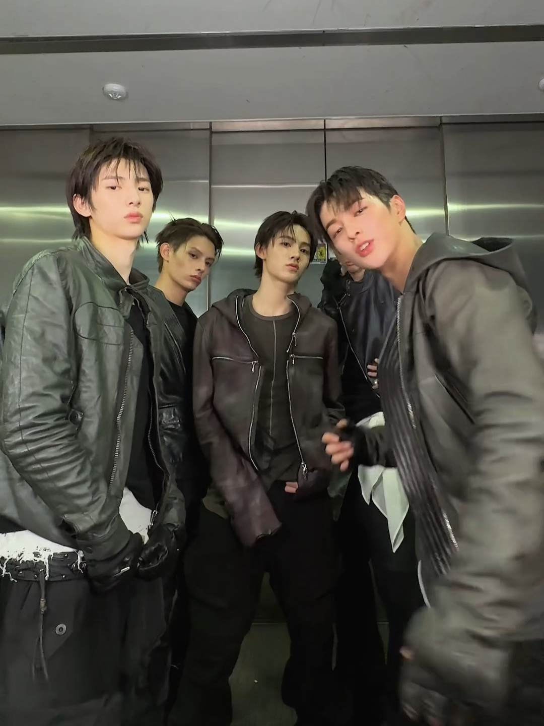 🤷‍♂️ ➡️ 👖 #CORTIS #코르티스 #CORTIS_WhatYouWant #CORTIS_FaSHioN