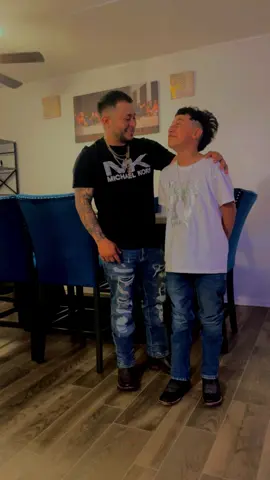 @Catracha504🇭🇳❤️🇸🇻 😉