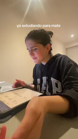 y no llevo nada #paratiiiiiiiiiiiiiiiiiiiiiiiiiiiiiii #foryou #parati #huevitorevuelto #fyp 