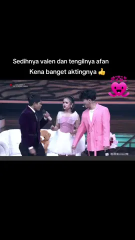 Udah benar valen km pergi,,tinggalin aja anak dan org tua yg sama2 matre😀,harusnya km bawa jg valen rantai kapal km itu,pst km yg di pilih 😀 #afanda5 #valenda7 #drama #dacademy7indosiar #akting