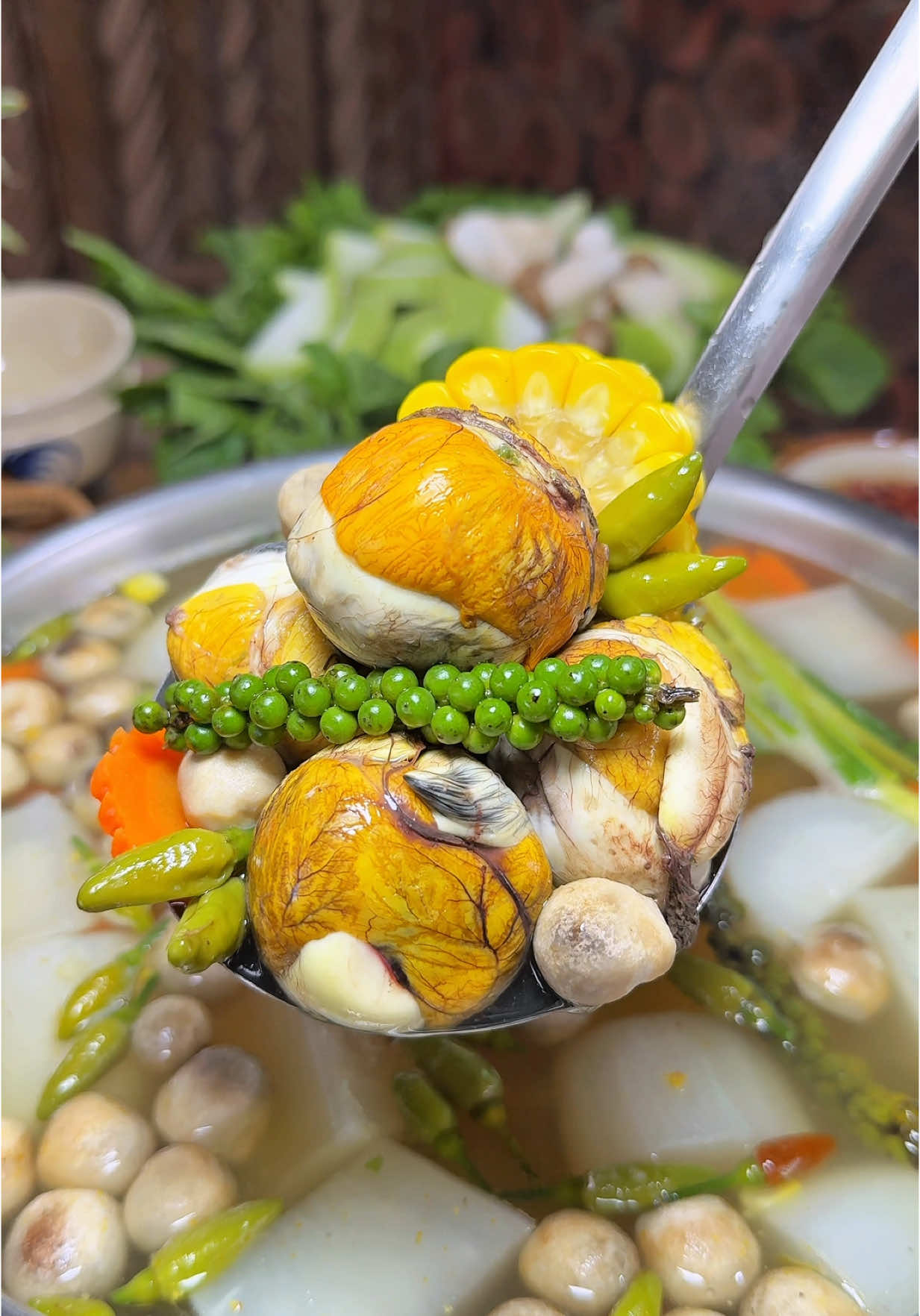 Lẩu h ột v ịt lộn #xuhuong #behaimientay 