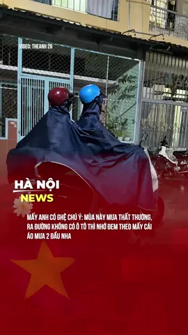 Áo mưa đôi cánh dơi bao toàn thân xe máy #theanh28 #aomua #aomuachongtham #aomuachongtham #hanoinews 