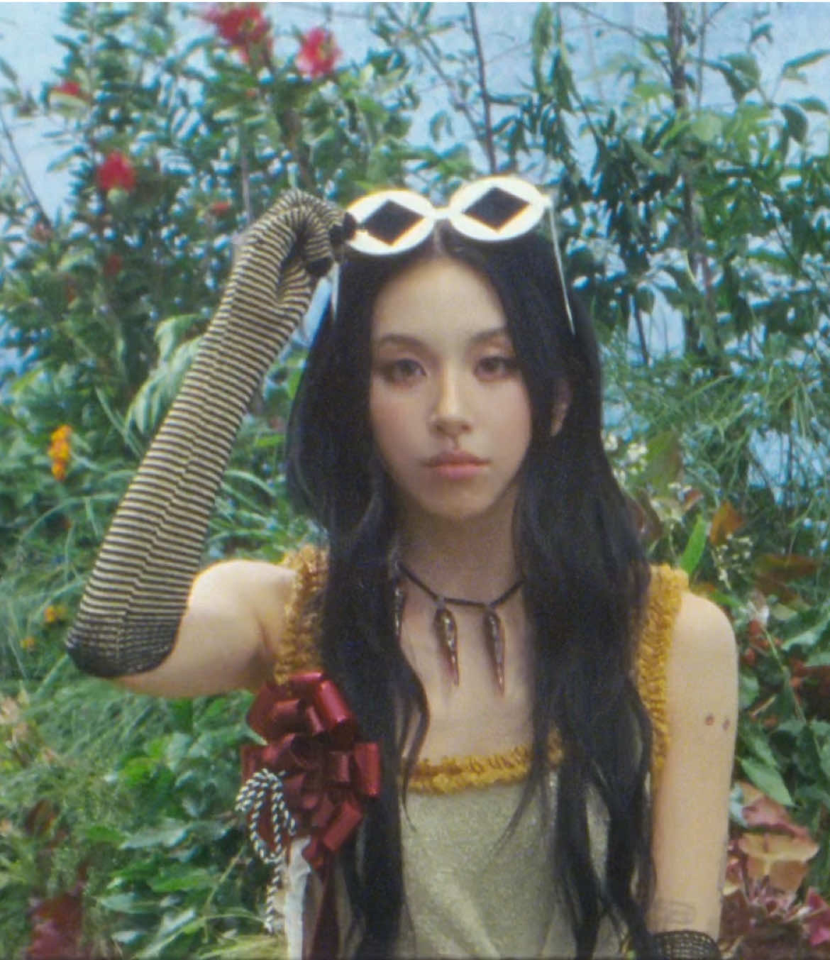 CHAEYOUNG “SHOOT (Firecracker)” M/V 🔗 https://youtu.be/tl2luF-JRlU 🏰Listen [LIL FANTASY vol.1]🏰 CHAEYOUNG.lnk.to/LILFANTASYvol.1 #TWICE #CHAEYOUNG #LIL_FANTASY_vol1 #SHOOT #Firecracker