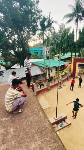 বন্ধু পিনিকে থাকে 😅❤️