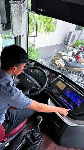 Tiếp tục nghiệm thu taplo  KIA GRANBIRD 24p đến từ nhà máy TRACOMECO #TRACOMECO #DONGDOAUTO  #TANANHLIMOUSINE #CAOTRIAUTO  #KIAGRANBIRD 