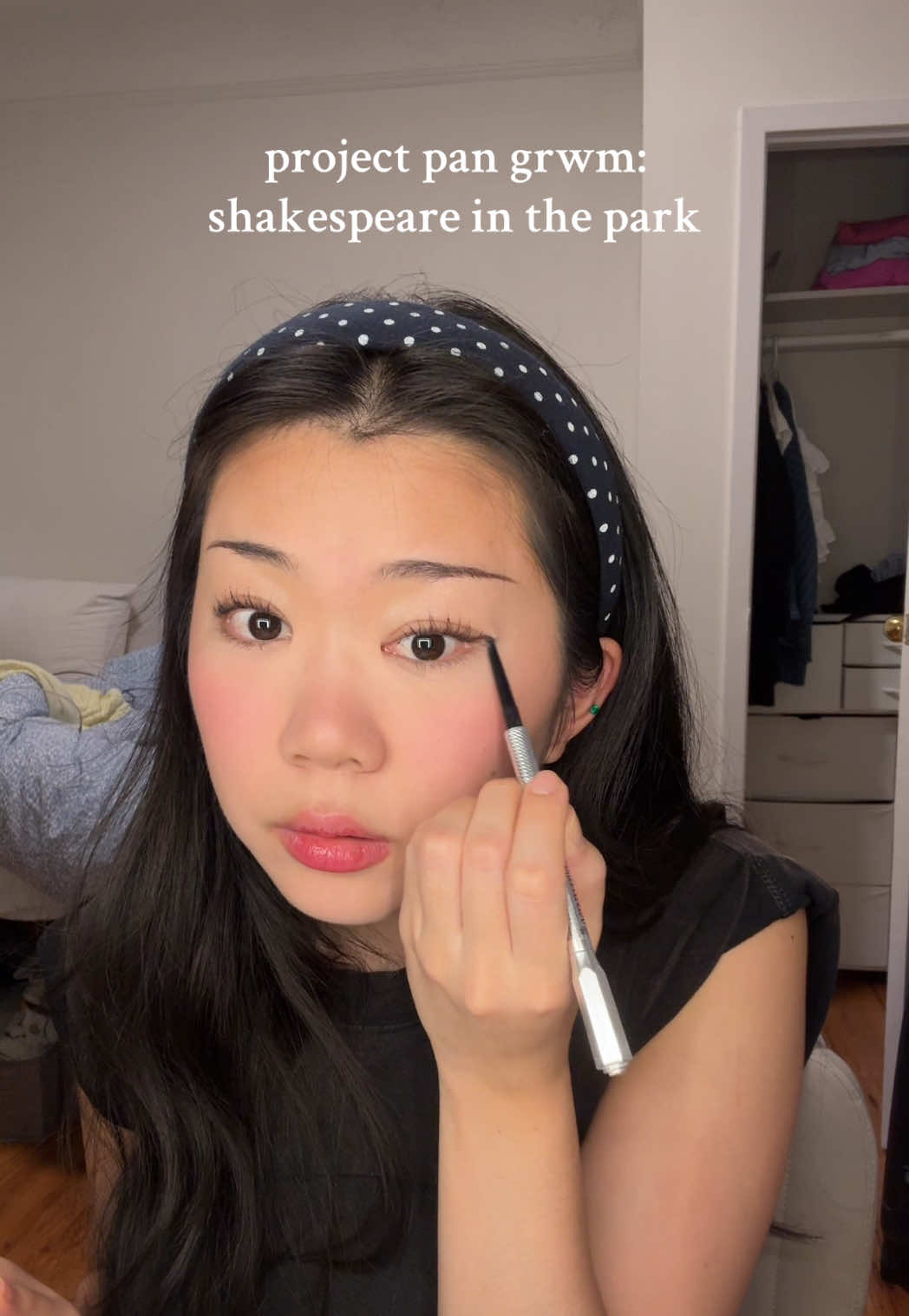 what is your favorite shakespeare play!?  #projectpan #empties #projectpan2025 #grwm #makeup #cooltonedmakeup #korean #koreanmakeup #shakespeareinthepark #aritzia #nyc 