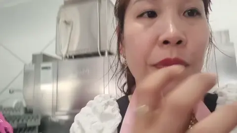 FDownloader.Net_AQM10lHvtVwhU5mUgw-V-WtVrhV0JKzbMArprK1y7_GyPM-SOzuAFTSaFraSuUAWGV8cn2Sawbwpci1h-xYPxL6Gh9eSsdQLzcHEzpPQjNm1KQ_720p_(HD) #Tranthiman.thu #korean #lequyen, #Laodongthoivu8thang. Ai muốn về đội em thì bảo luôn nào.. #chungcheongnamdo