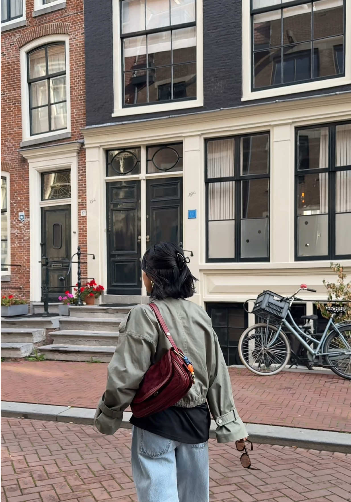 outfit of the day in amsterdam 🇳🇱 #outfit #fitcheck #tabis #OOTD #fyp 