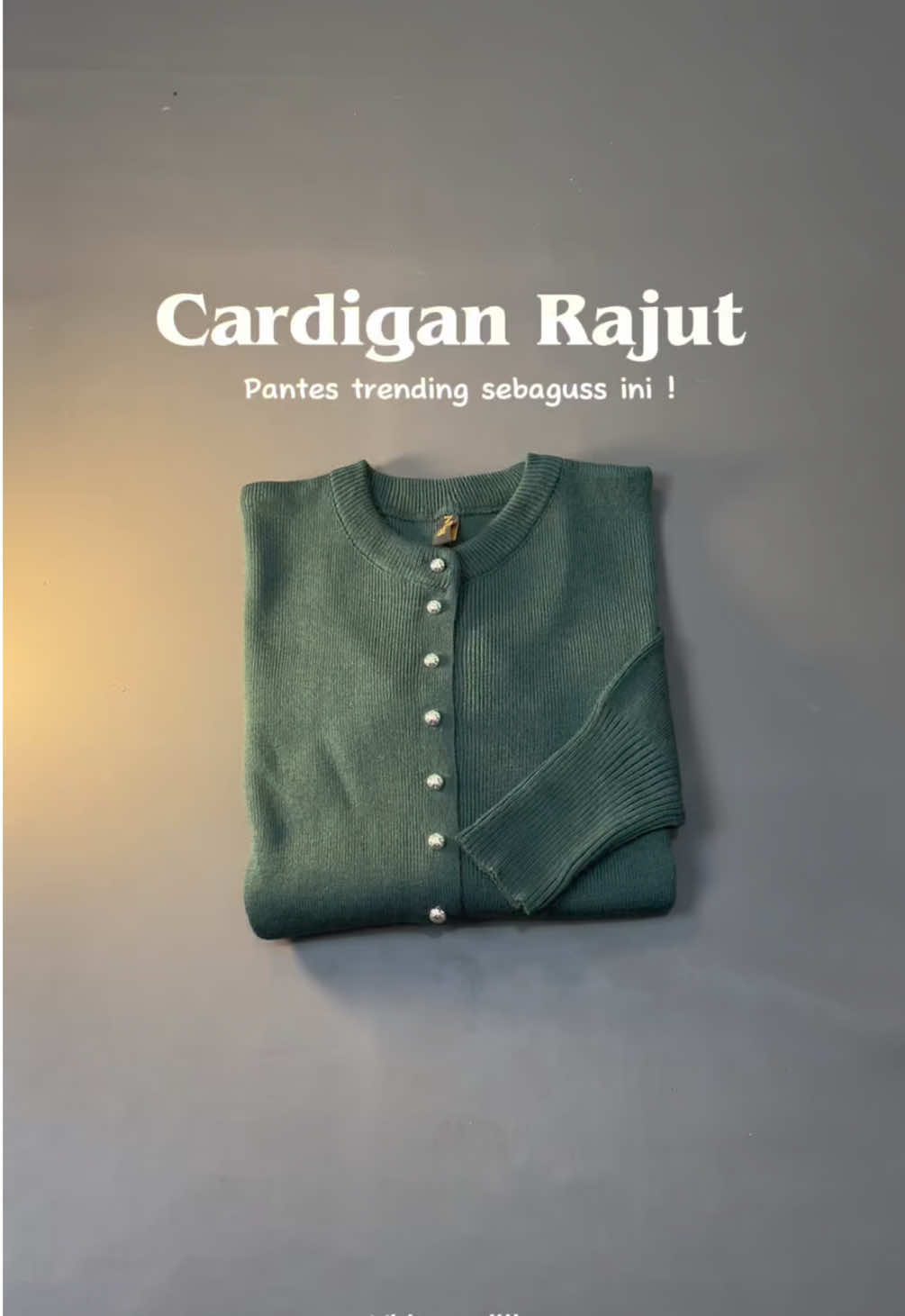 Cardigan rajut sebaguss ini #promoseruweekend #cardiganrajut #cardiganoutfit #cardiganmurah 