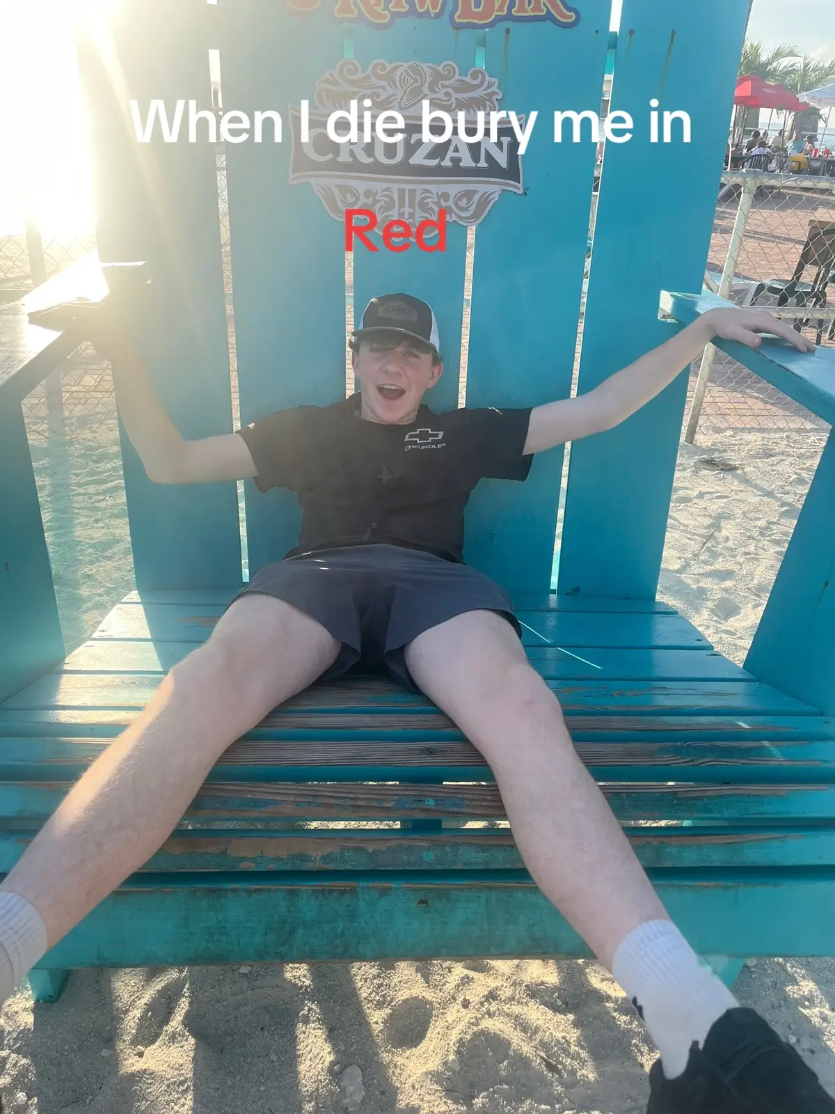 No matter what side you associate yourself with I hope that you can all understand that no one deserves to be put to death because of an opinion. One of the only men who was effective got killed. A father got killed. A husband got killed. None of that is okay. We are not the land of the free. He deserves justice. #fyp 