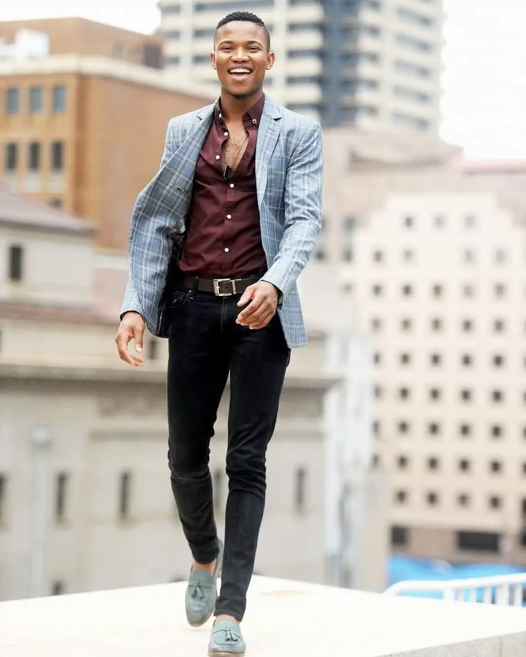 Singer and Season 12 Idols SA runner-up Thami Shobede was only 31 years of age when he died at Kalafong Hospital in Pretoria this day in 2019.