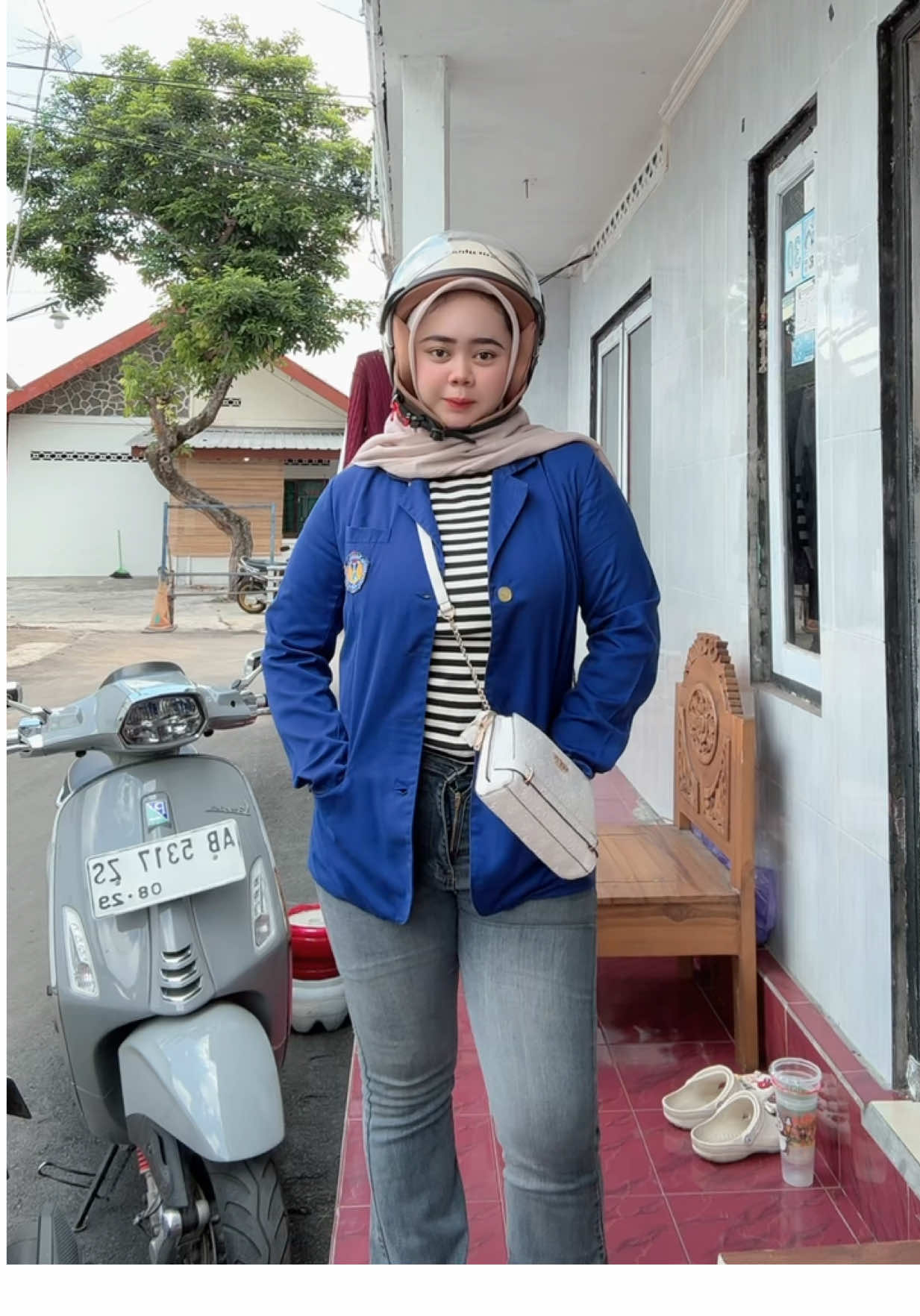 helm baru dari pacarku😛 sudah tidak pakai helm scoppy lagi🤙🏻