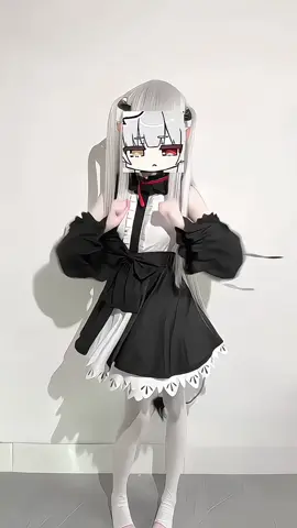 So cuteee❤️🖤🤍#cosplay #cosplayer 