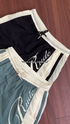 Engga bener kan ya peps? Buktinya masih banyak kok peps yang cinta sama rudebasic 🥰 #outfitinspo #fashiontiktok #OOTDIndonesia 