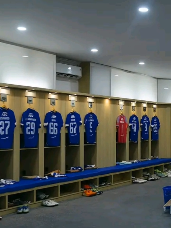 Locker Room GBLA. #persib #bobotoh #viking  #football #fyp 