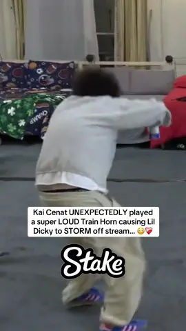 Kai Cenat UNEXPECTEDLY played  a super LOUD Train Horn causing Lil  Dicky to STORM off stream… 😳❤️‍🩹#kaicenat #mafiathon3 #twitch 