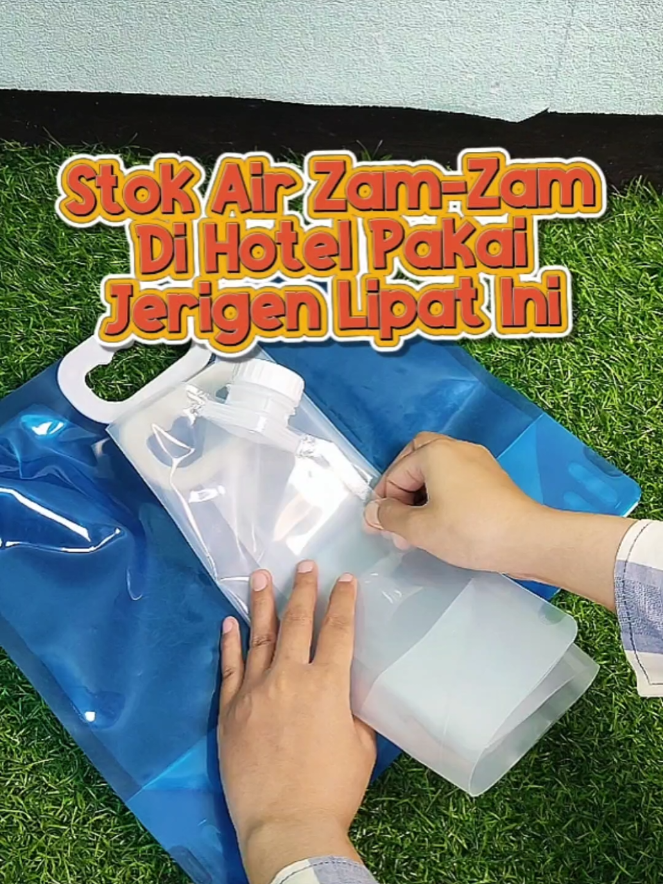 Stok air zam zam di hotel pakai jerigen lipat ini #jerigenlipat #jerigenlipatumroh #jerigenlipatwadahzamzam #umroh2025 #perlengkapanumroh 