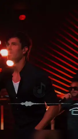 #enriqueiglesias #bailando #lyricsvideo #songlyrics #musica 