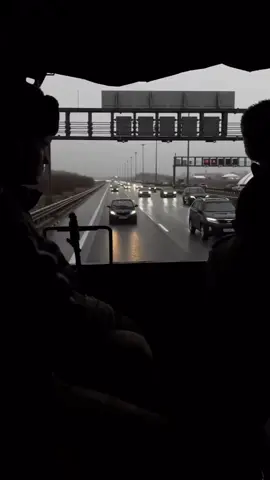 Bir adam görmüyəcək bu dübyada məni))) 
