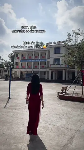 Combo mất giọng + ho 🙂‍↔️ 🧙‍♀️👩🏻‍🏫 #cogiaotieuhoc #viral #fyp #chiasekinhnghiem 