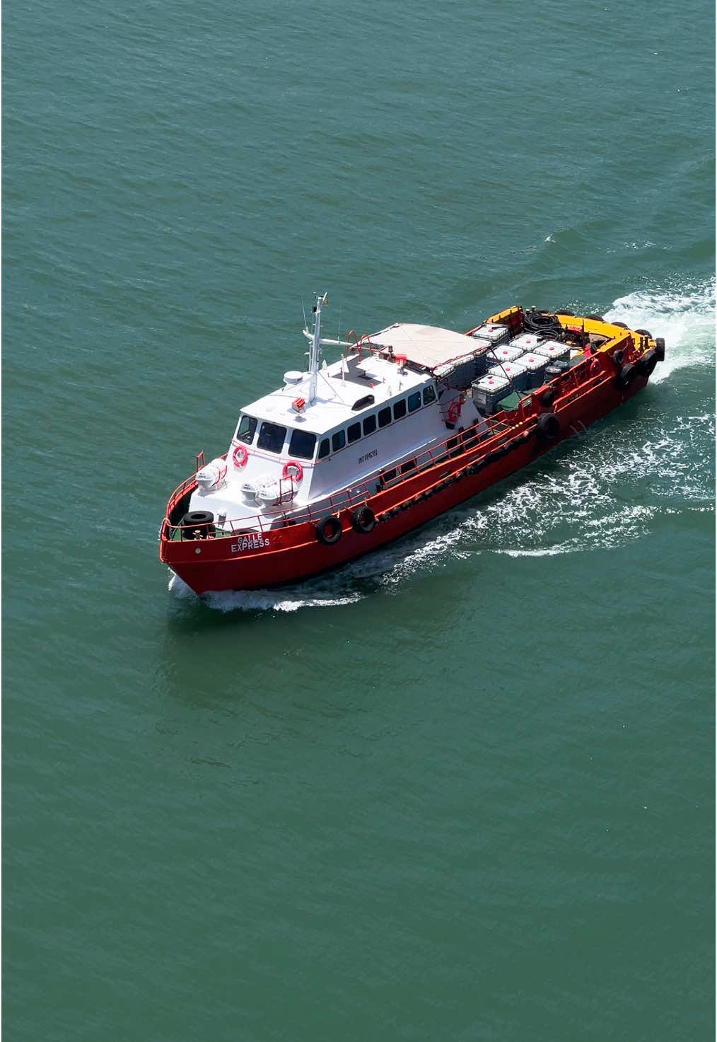 #morningvibes #sagt #busylife #maritime #foryou #for #foryoupage #colomboport⚓️🇱🇰 