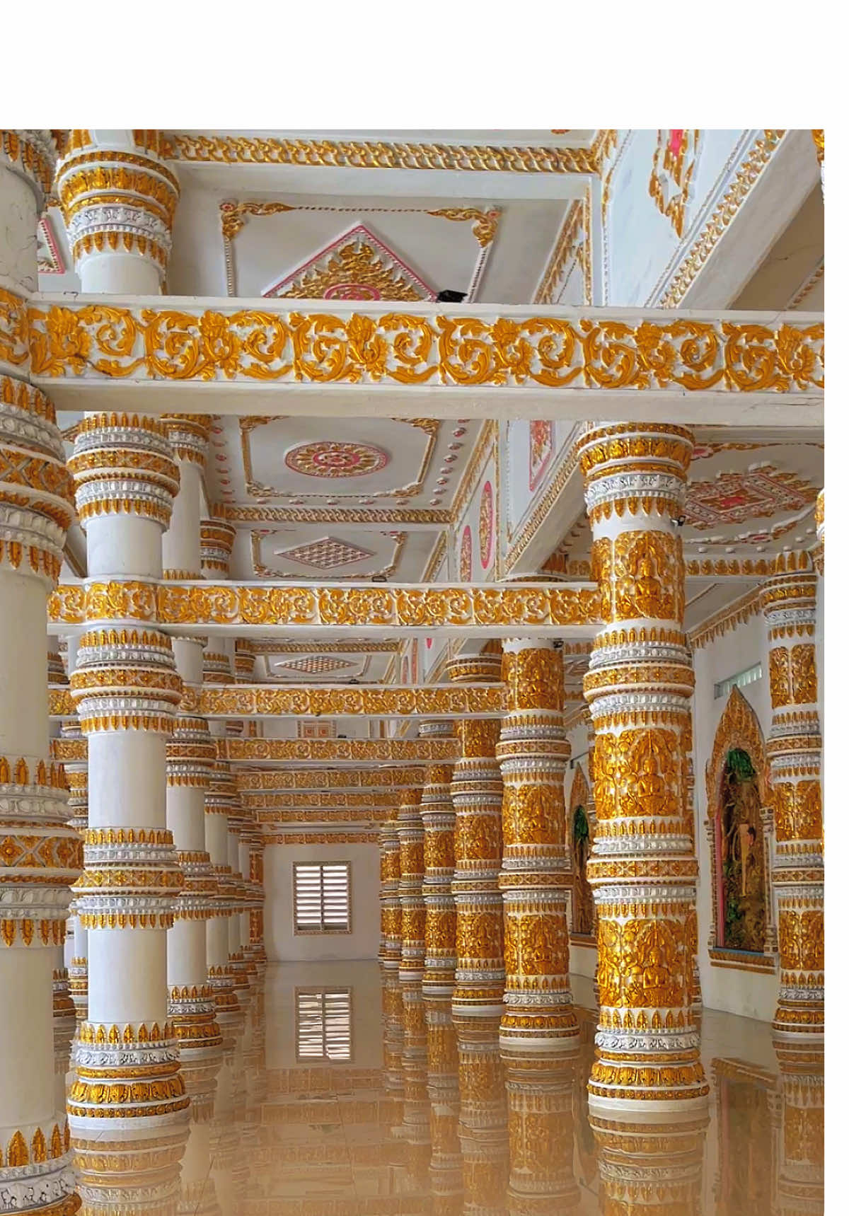 🙏 Kiến trúc chùa Khmer Somrong Sóc Trăng quá đẹp. #chuasomrong #soctrang #dulichvietnam #xuhuong #nguyenphuongthao_ntpt 