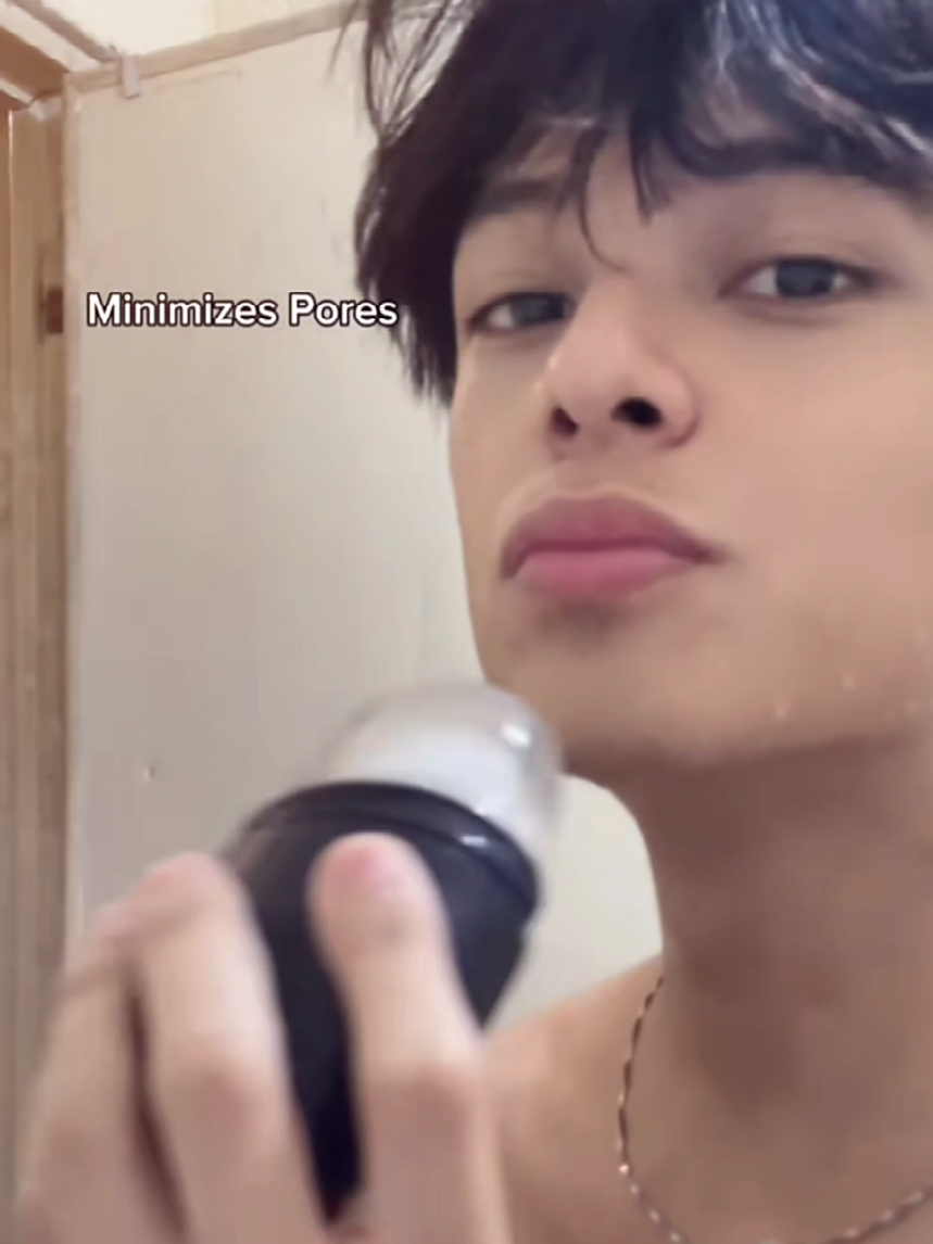 menghilangkan jerawat n meregangkan kulit muka#beautyface #ice 