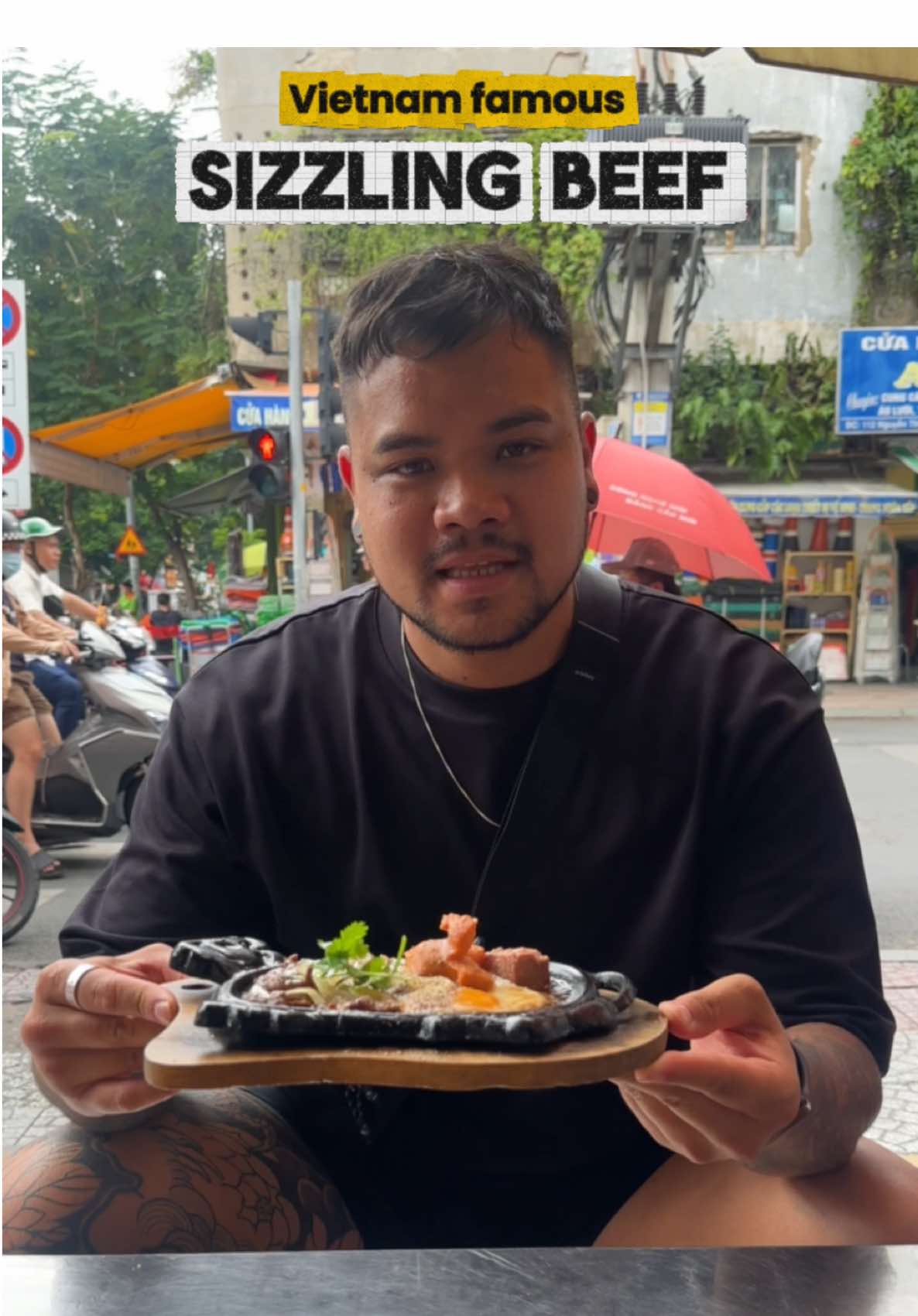 Must Try Famous Sizzling Beef (Bò Né) in Vietnam! 🇻🇳  This is a classic dish here in Vietnam, and Bò Né is an absolute must-try! We’re in District 1, Ho Chi Minh City, checking out one of the most famous Bò Né spots!  Add this to your food adventure in Vietnam and get ready for an incredible dish for less than $4! Such value!  - - - #fyp #hochiminh #foryou #vietnamesefood #foryoupage 