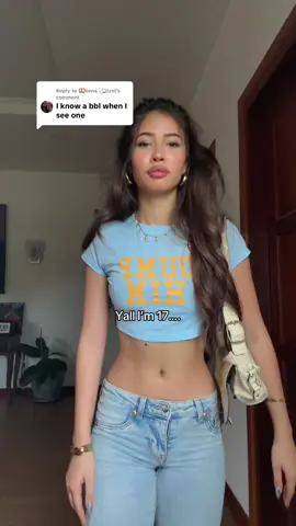 Replying to @🥨ilena 🩺itzel  it’s genetics I did not get my physique from the gym but I am trying to workout more. Thank you all for the feedback I will try to work on my form