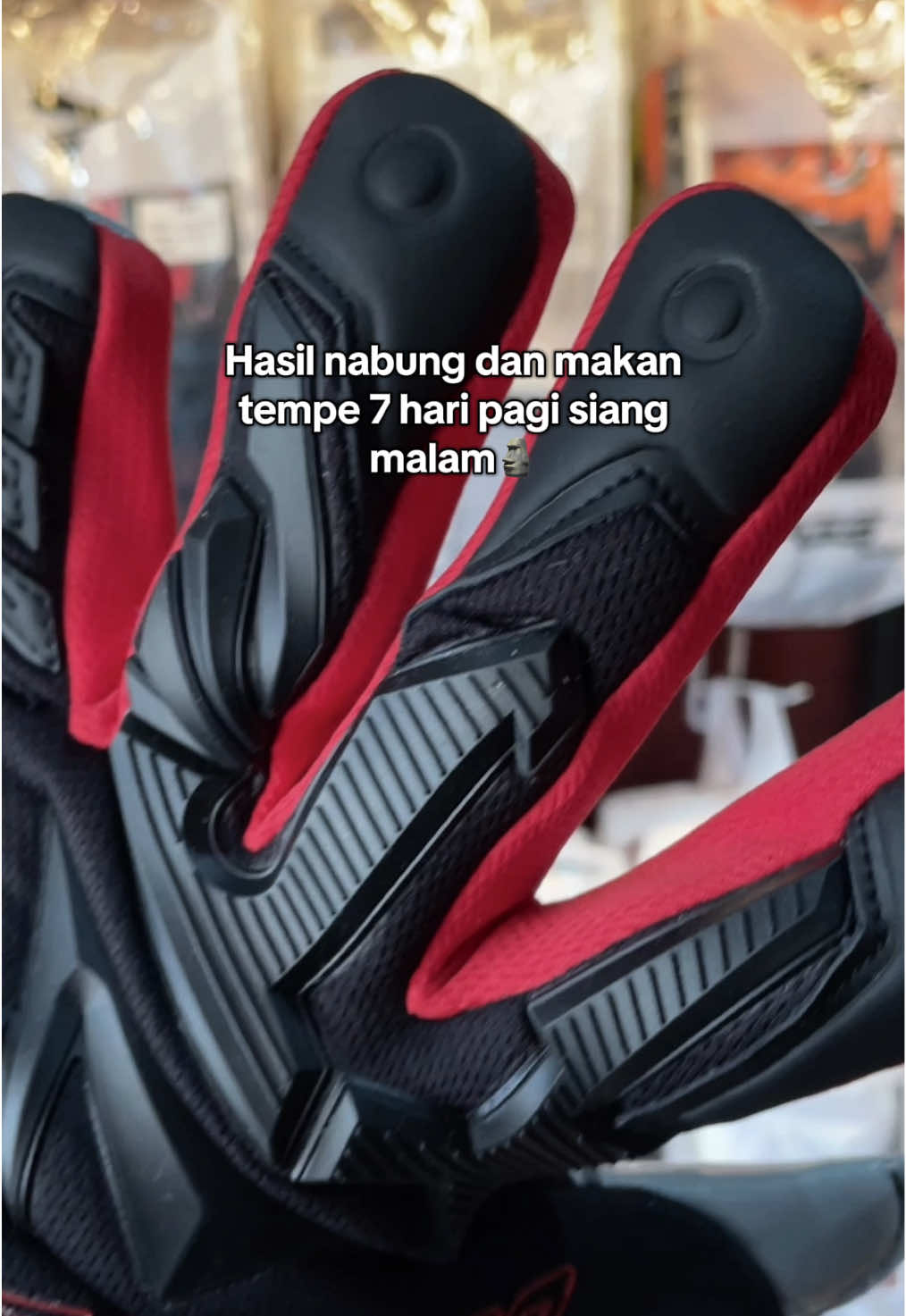 #CapCut Alhamdulillah protein masih terpenuhi, terima kasih tempe. PGS Winner Series Elite #kiper #nabung #sarungtangan #impian  