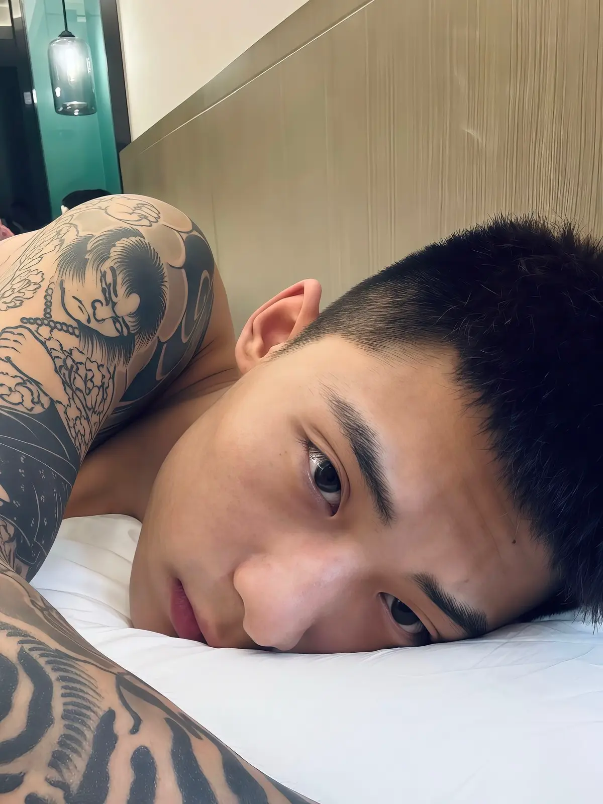 你像我小時候的玩具 別人碰一下 我都感覺在搶