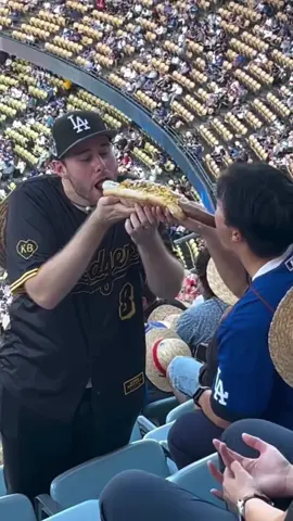 WHY???? #kingj2x #funny #baseball #hotdog #food 
