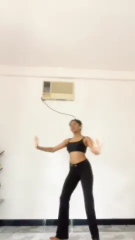 🤍 #traditionaldance#srilankan_tik_tok🇱🇰 #fypシ゚ #dancer 