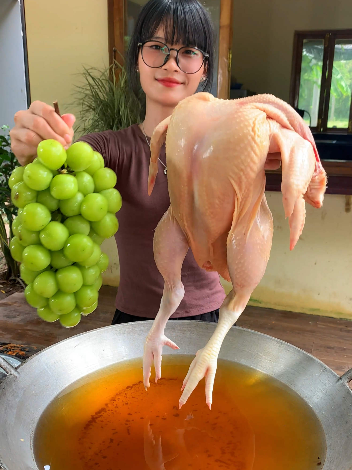 How to cook braise  chicken with grape recipe