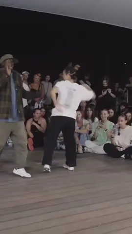 @♕ MAX♕ #LIVEIncentiveProgram #LIVEStory #PaidPartnership #robotdance #fyp 